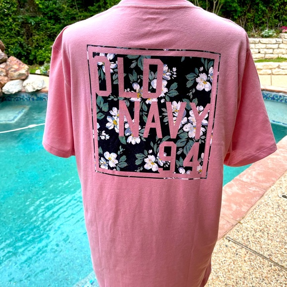 Soft-washed, short sleeve, T-shirt, size L - Picture 2 of 3